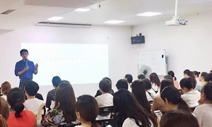 助力商戶，決勝十一丨星南方店一線銷售精英專場(chǎng)培訓(xùn)會(huì)